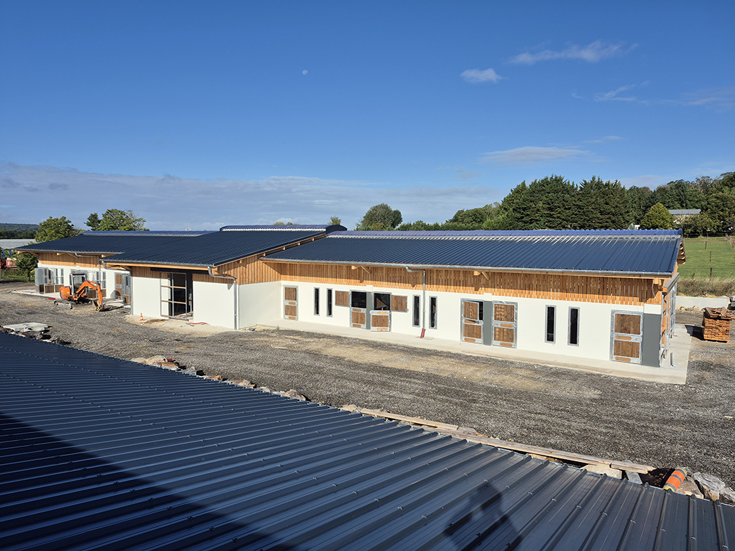 Barns equestre, St Martin du Tertre, 2025