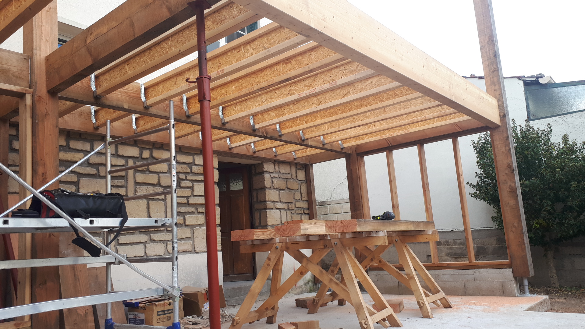 Création d'un solivage pour extention ossature bois, St Maure des Fossés, 2020