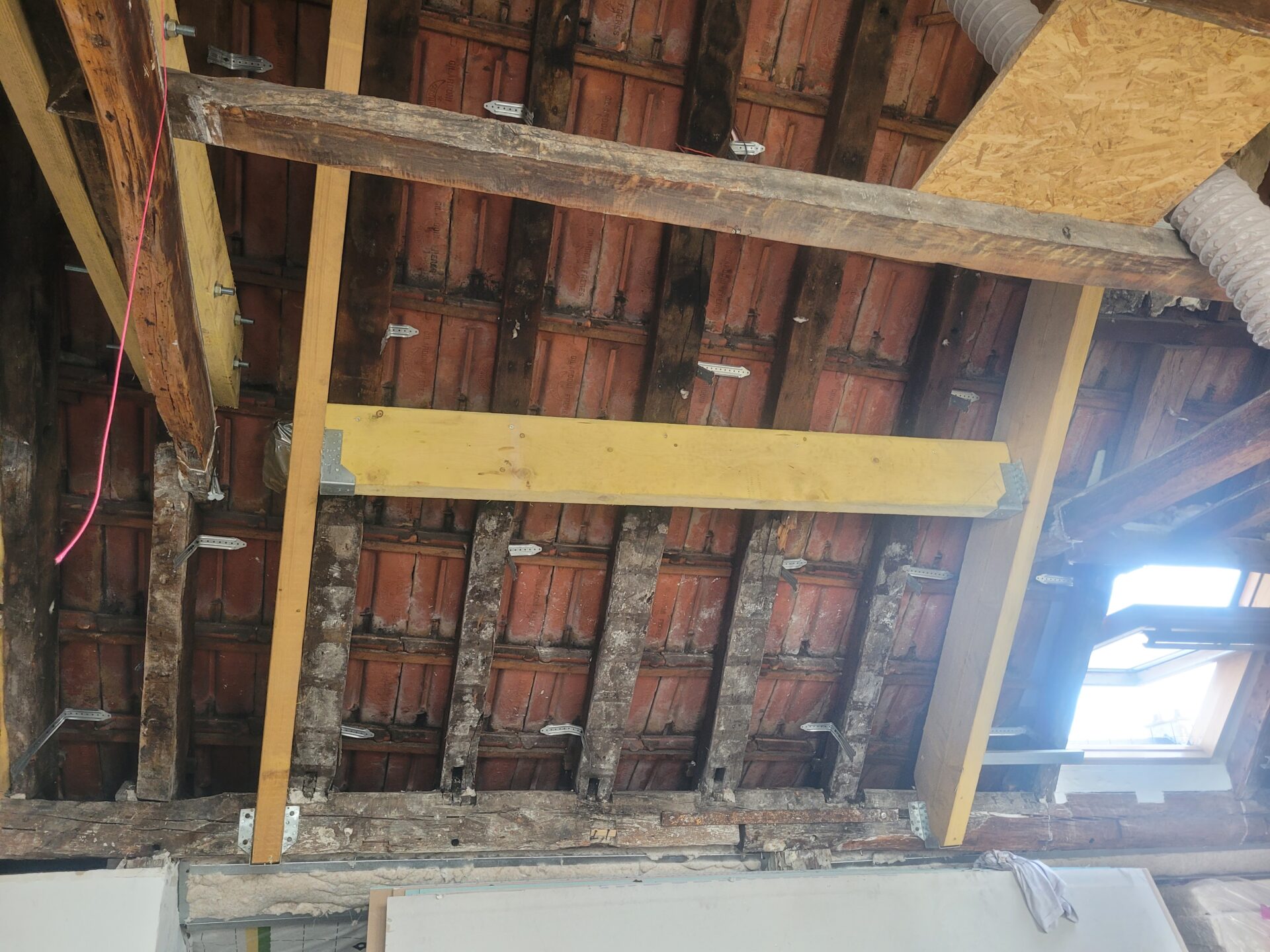 Renforcement de charpente, Paris, 2024