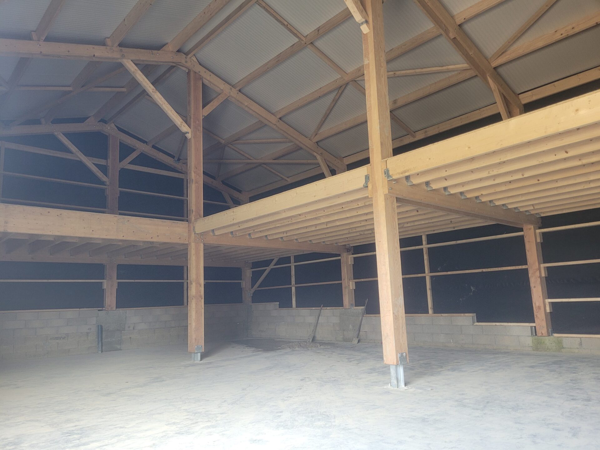 Solivage d'un batiment de stockage, Villevaudé, 2024